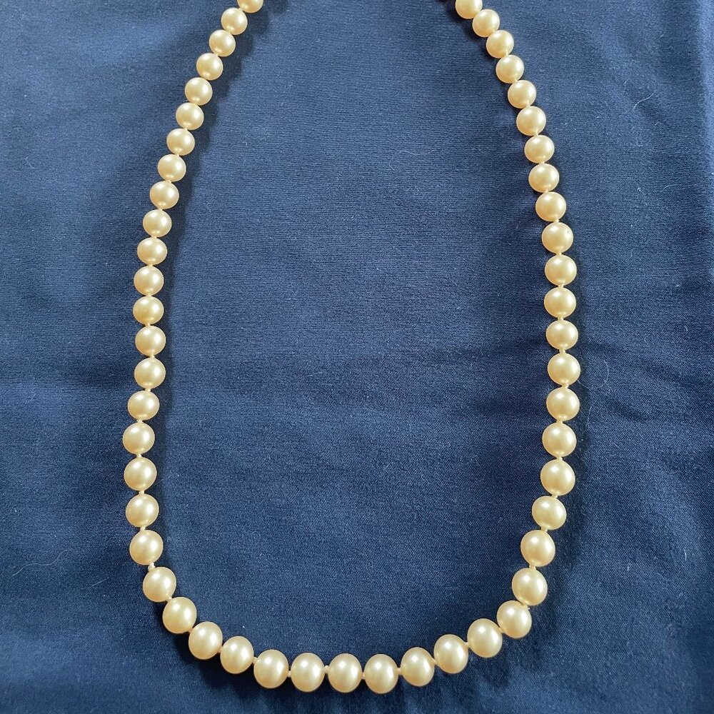 Authentic Vintage Pearl Necklace